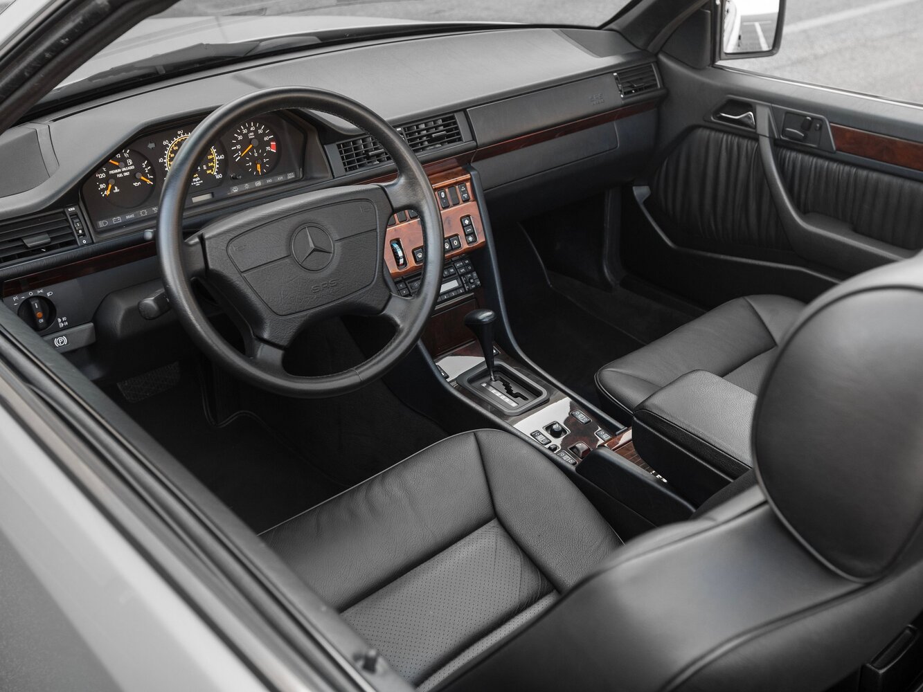 Mercedes-Benz E-Класс I (W124), 1992, фото 13