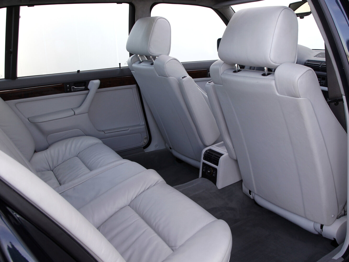 BMW 7 series II (E32), 1993, фото 4
