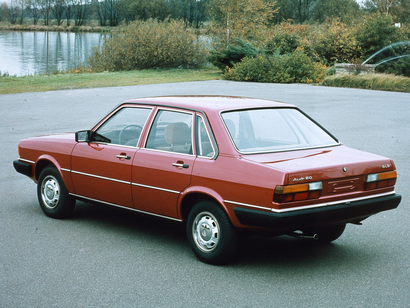 Audi 80 III (B2), 1983, фото 1