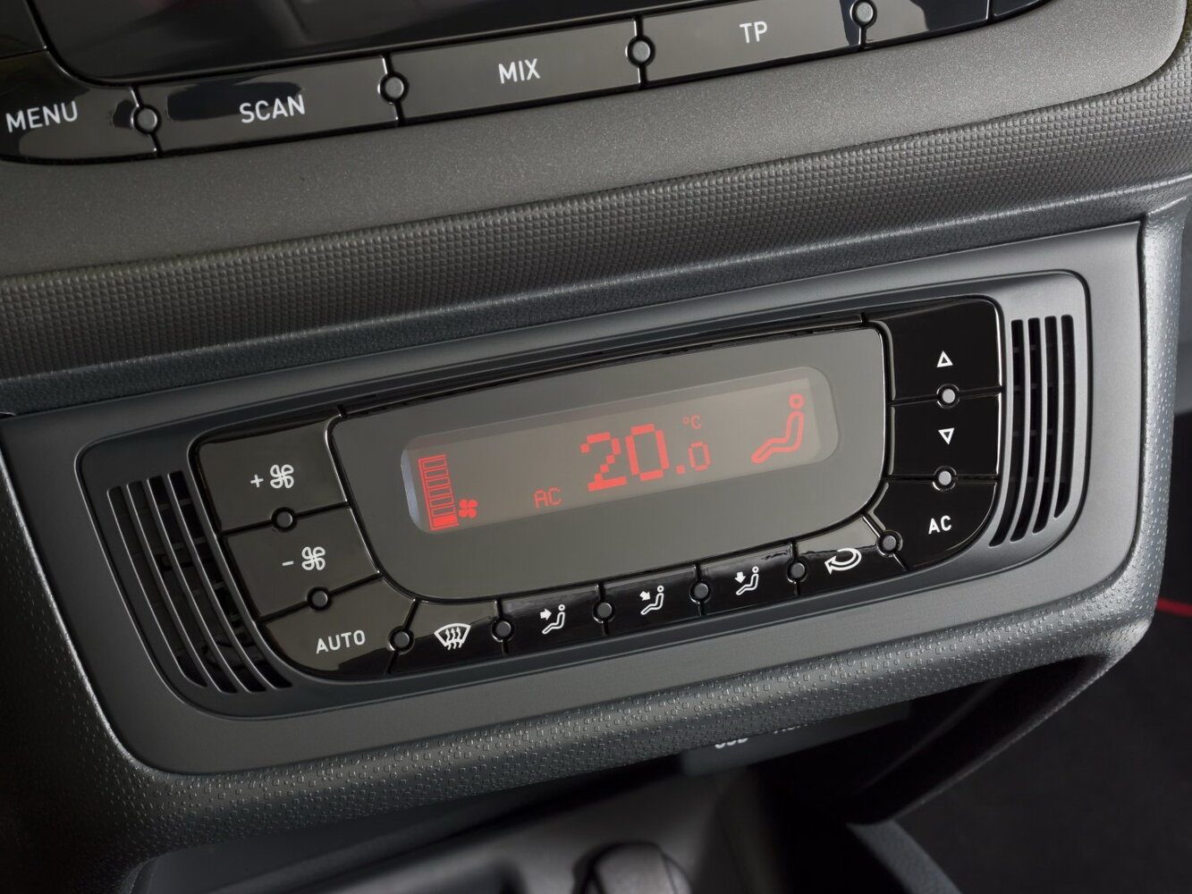 SEAT Ibiza IV Рестайлинг, 2014, фото 4