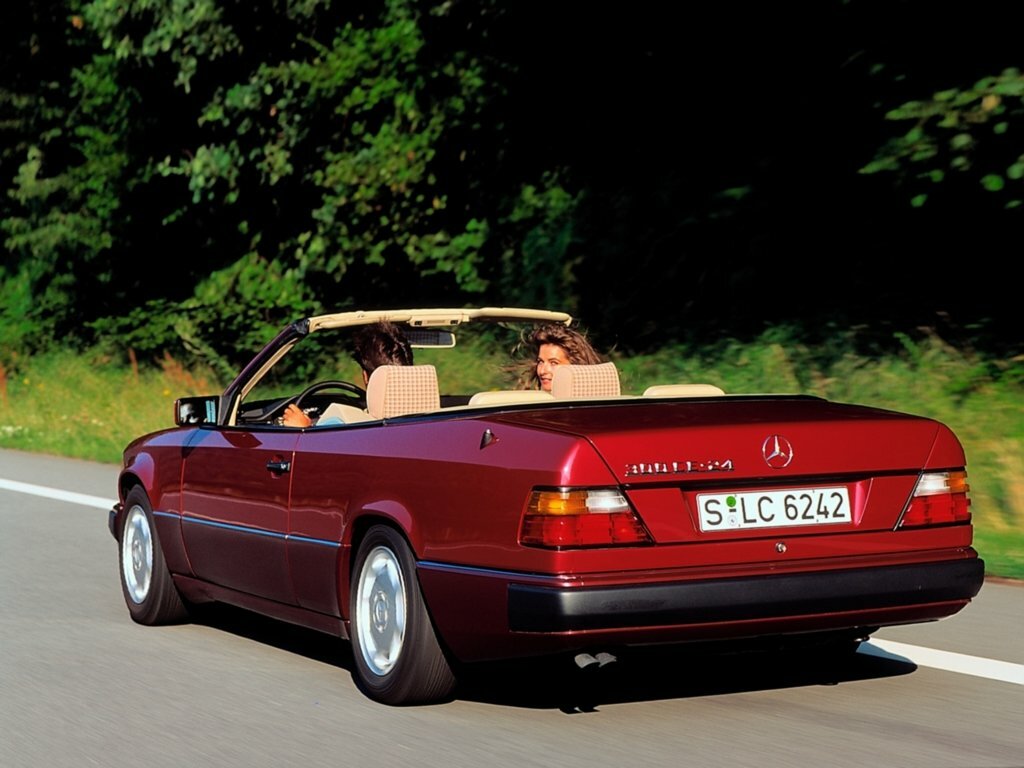 Mercedes-Benz W124, 1989, фото 1