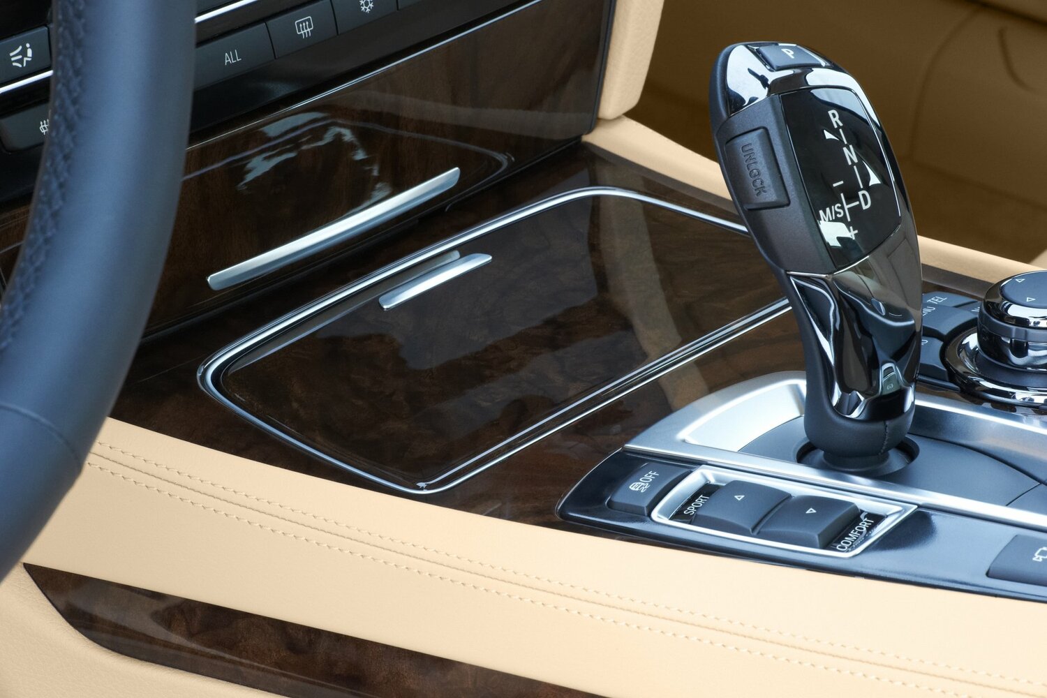 BMW 7 series V (F01/F02/F04) Рестайлинг, 2015, фото 5
