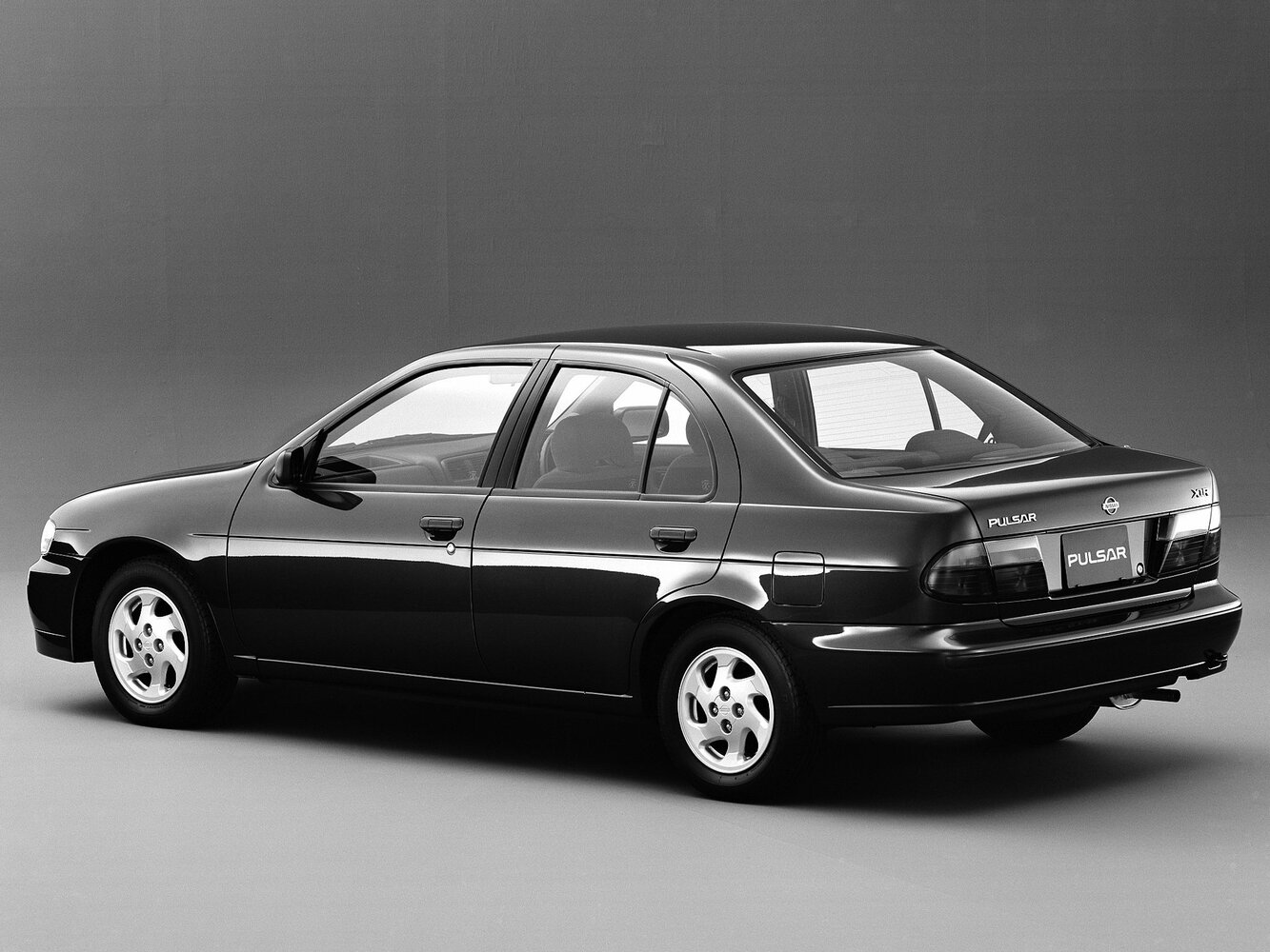 Nissan Pulsar V (N15), 1997, фото 2