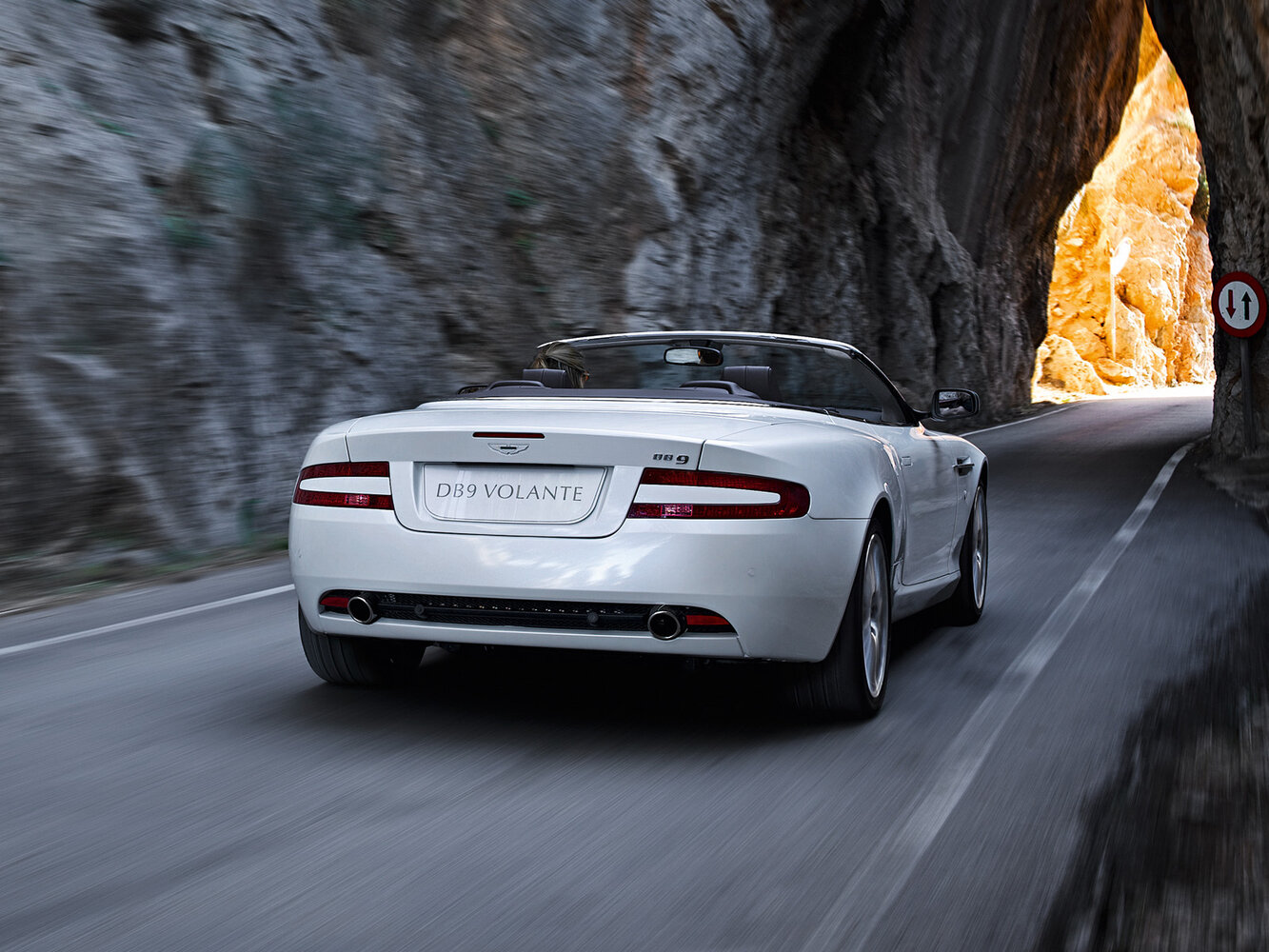 Aston Martin DB9 I Рестайлинг, 2008, фото 4