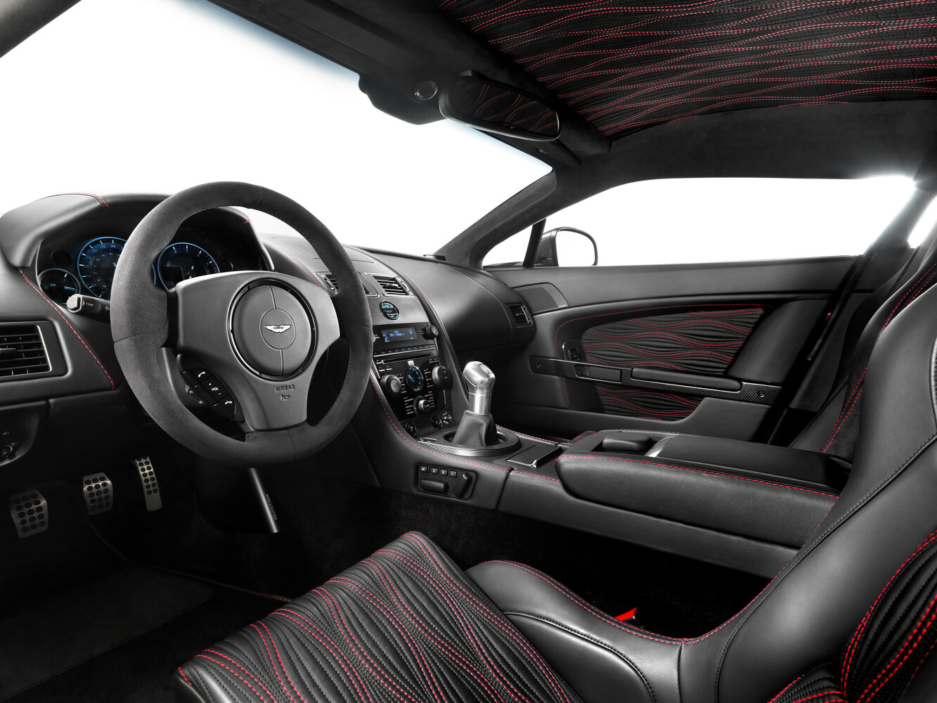 Aston Martin V12 Zagato, 2011, фото 9