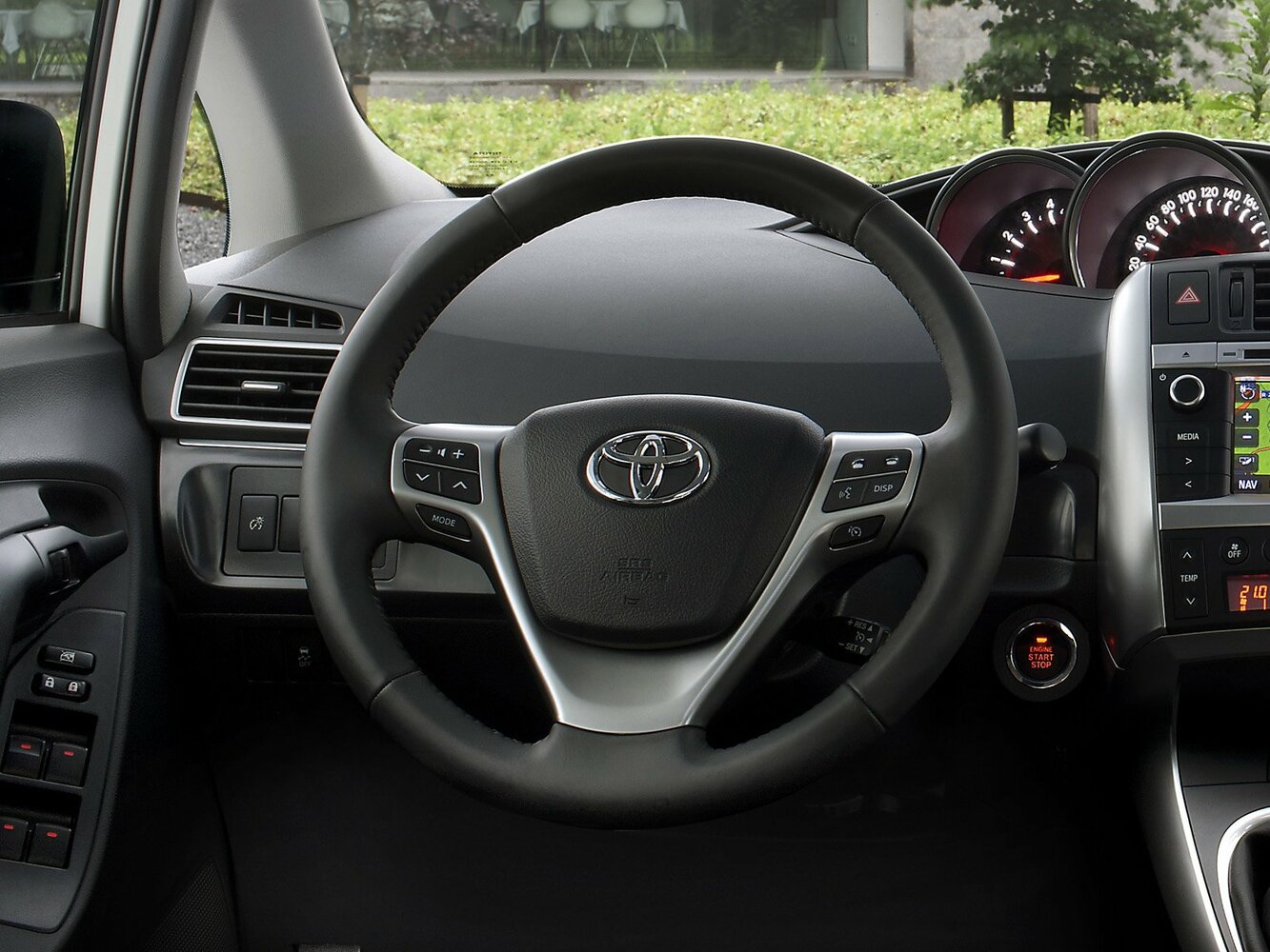 Toyota Verso I Рестайлинг, 2018, фото 9