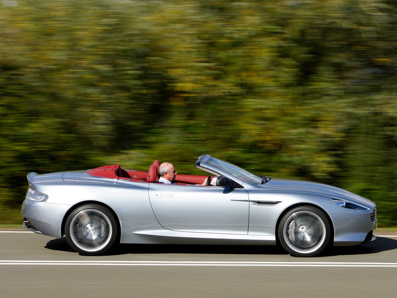 Aston Martin DB9 I Рестайлинг 2, 2016, фото 3