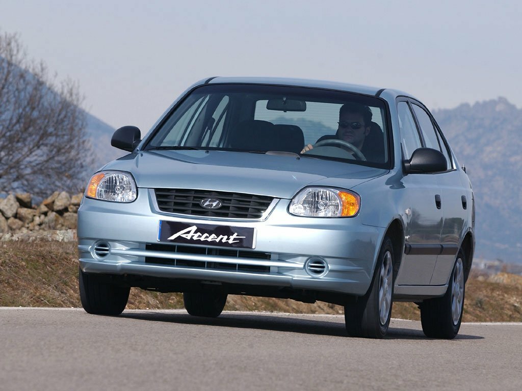 Hyundai Accent II Рестайлинг, 2002, фото 4