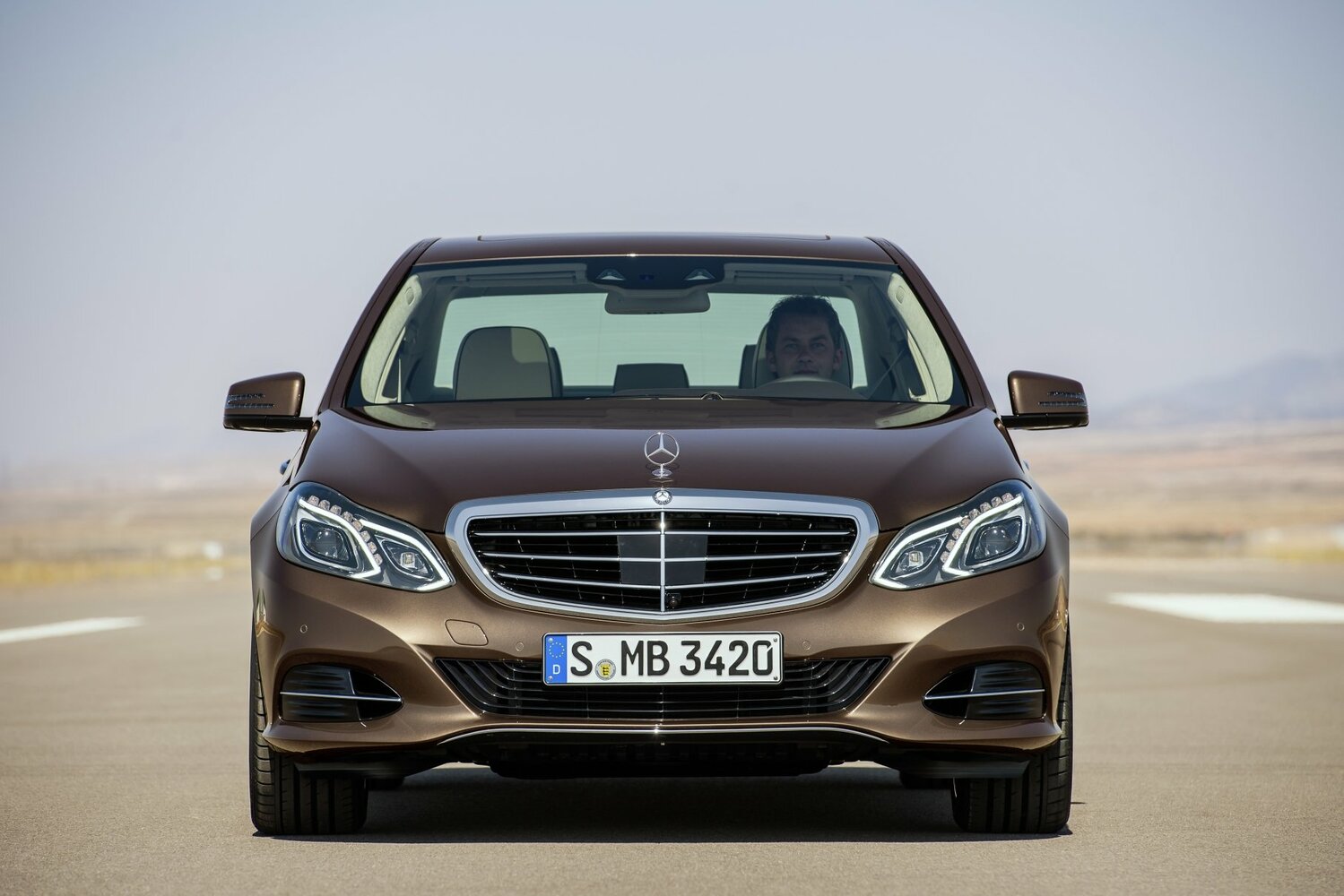 Mercedes-Benz E-Класс IV (W212, S212, C207) Рестайлинг, 2016, фото 2