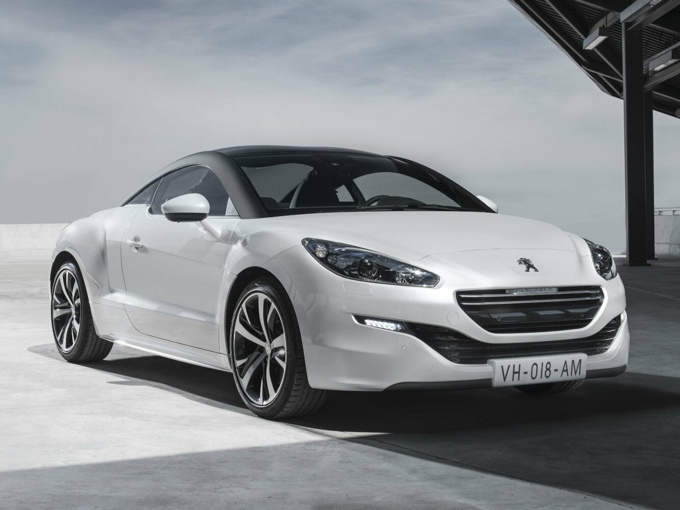 Peugeot RCZ I Рестайлинг, 2013, фото 11