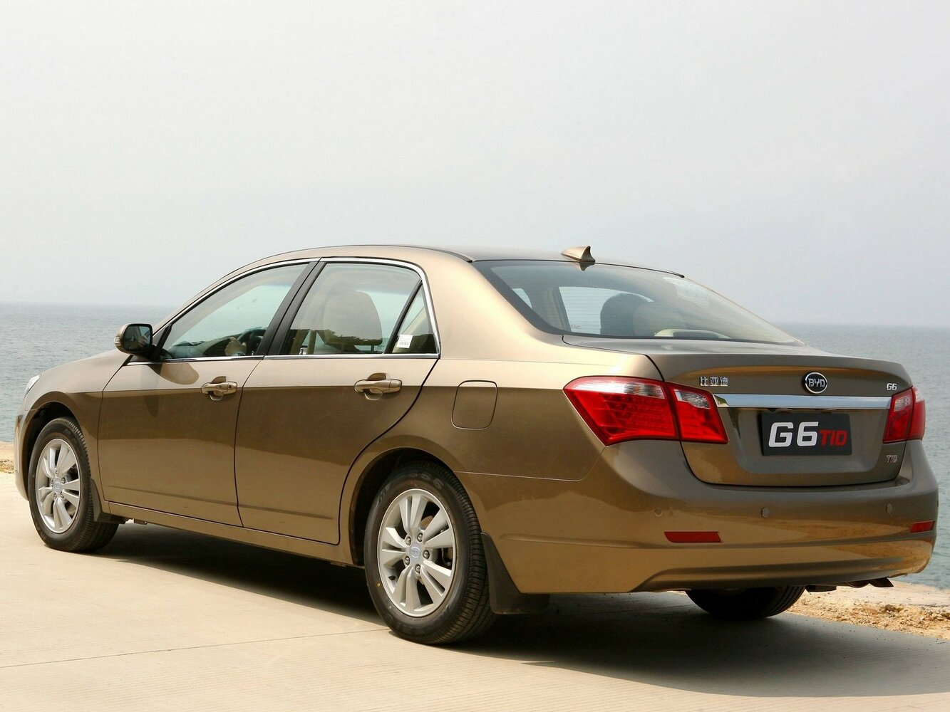 BYD G6, 2013, фото 3