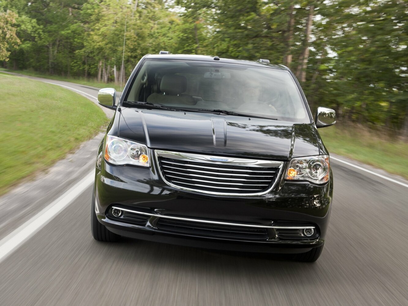 Chrysler Voyager V Рестайлинг, 2015, фото 4