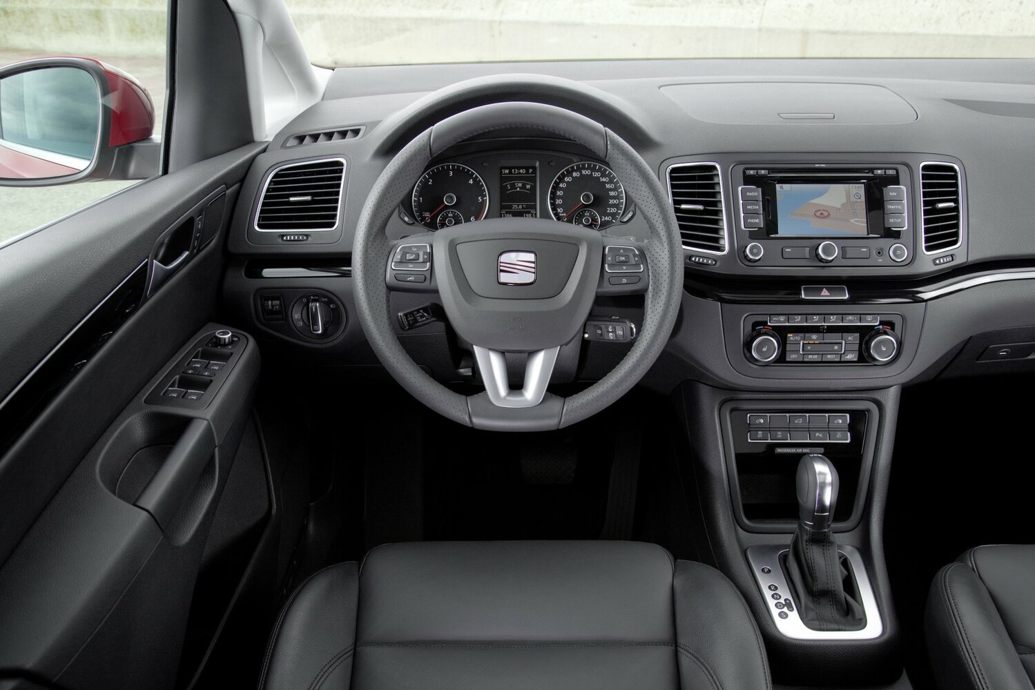 SEAT Alhambra II, 2012, фото 3